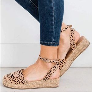 Soda Fiesta cheetah/leopard print sandals